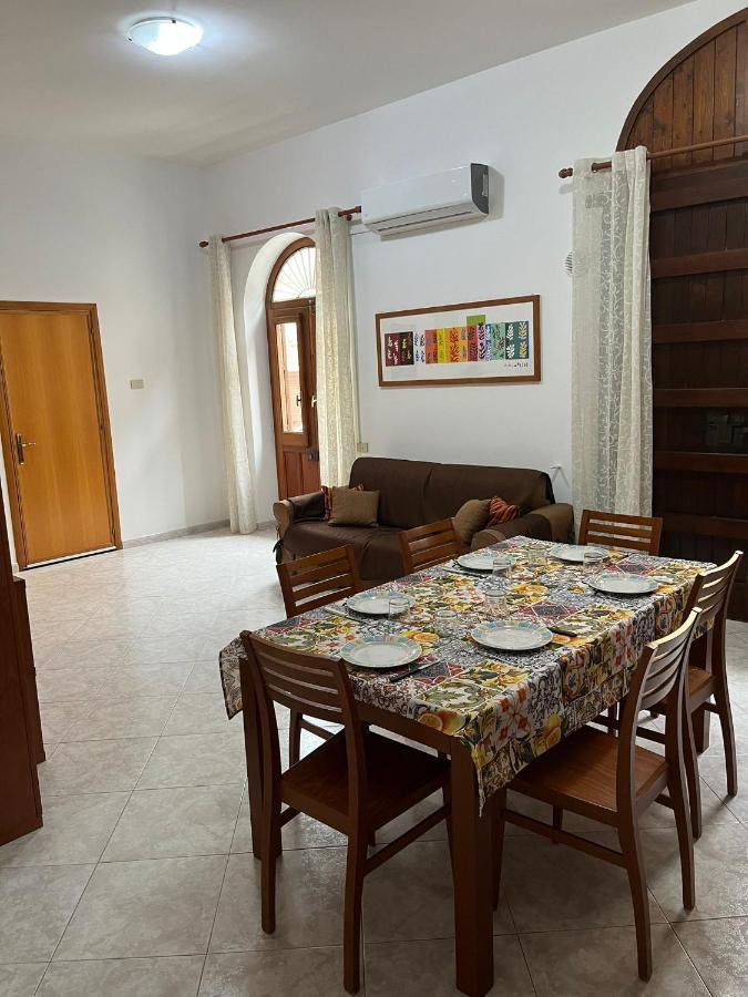Appartamento Barone Castellammare del Golfo Exterior photo